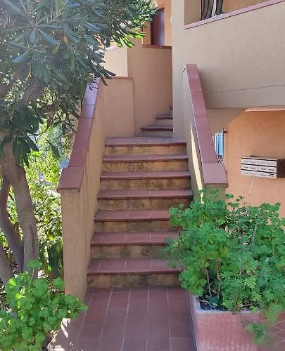 A Prima Vista !! Mortola 아파트